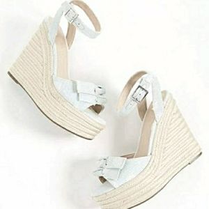 NWT Kendall & Kylie Gwen 2 Wedge womens 8.5 blue